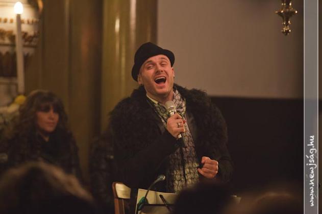 „Hallelujah! Köszönöm az Úrnak!” – Takács Nikolas lépett fel a szarvasi evangélikus Ótemplomban