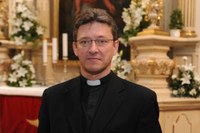 Győr: Építő szolgálat igazgatóként