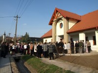 Épületek bizonyságtétele – Új gyülekezeti házat szenteltek fel Cinkotán