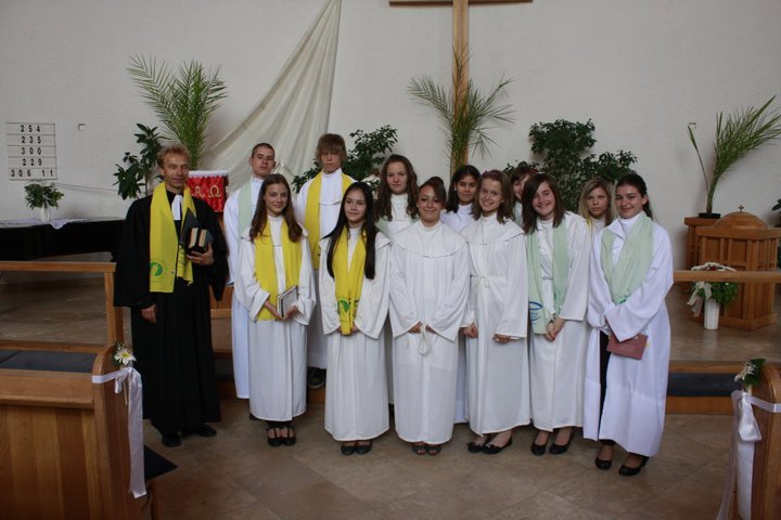 Konfirmáció Dunaújvárosban