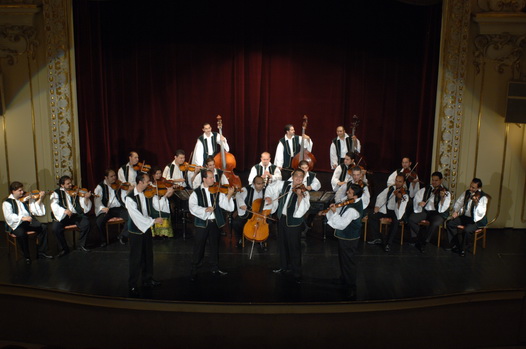 Jótékonysági koncertet ad a Rajkó Zenekar 