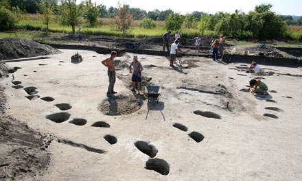 Templomok, sírok, pipák: hatvan éve folynak ásatások Zalaváron
