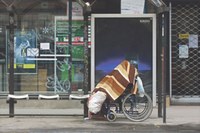 Kitiltják a hajléktalanokat az utcákról 