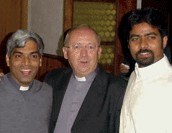 „Fogadj örökbe on-line egy papot” 