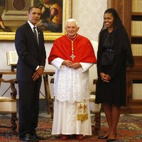 A pápa is fogadta Obamát – Képekkel!