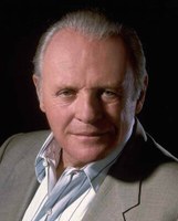 Anthony Hopkins alkoholistából lett hívő ember