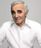 Charles Aznavour az örmények ciliciai katolikoszánál járt