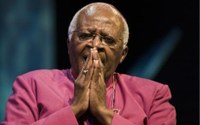 Desmond Tutu érsek szerint meg kell oldani a közel-keleti problémákat