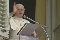 Elkerüli a pápa Magyarországot