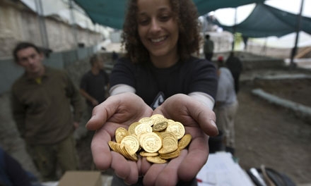 Középkori aranypénzek Jeruzsálemből 