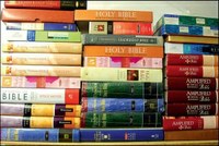 Lefordítható az Úr igéje? – Megőrzik-e szakrális tartalmukat a Biblia fordításai?