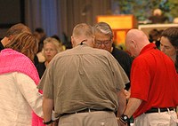 Meleg evangélikus lelkészek szolgálhatnak Amerikában