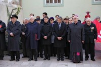 „Arany betűkkel fog ragyogni” – Közös imádsággal emlékeztek ’56 hőseire 