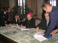 Megállapodást írtak alá a veszprémi piarista templom használatáról 