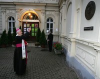 Wass Albert domborművet avattak Székesfehérváron 